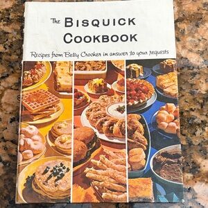 Bisquick Cookbook 1st Edition 1964 General Mills